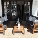 Traumvilla Mit Pool & Meerblick Βίλα