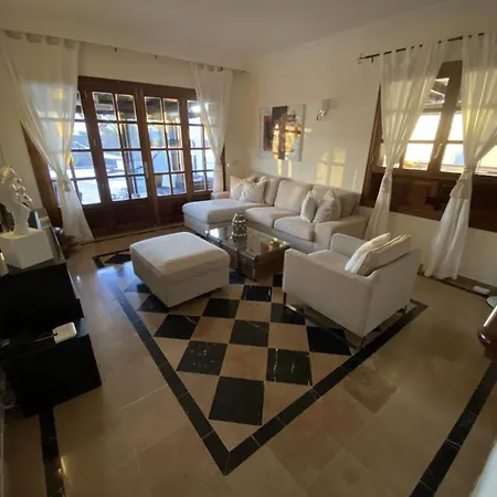 Villa Traumvilla Mit Pool&meerblick Playa Blanca (Lanzarote)