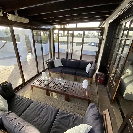Traumvilla Mit Pool & Meerblick Вилла